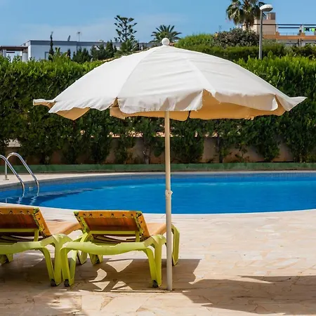 Apto Con Terraza 304 קאלה מילור